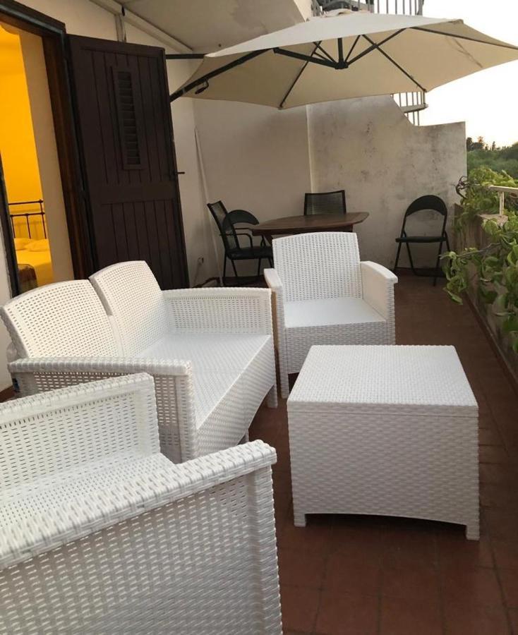 Amy Villa Agnone Bagni Esterno foto
